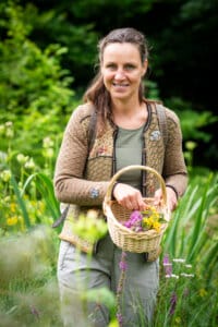 Wildkräuterspaziergang Wildkräuterspaziergang beim Latschenwirt